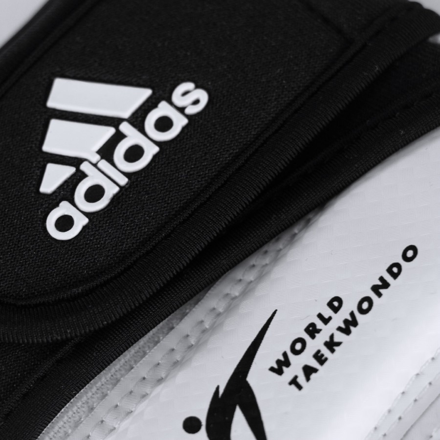 Перчатки для Тхеквондо с лицензией WT | белые | ADIDAS ADITFG01